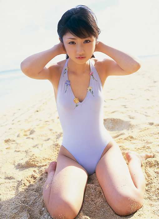 DGC高清套图No.0062 Yuko Ogura沙滩上紧身泳装妹子