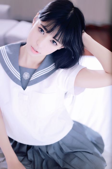 [网络合集]ID0084 价值200元 女神艾栗栗日系校服写真 [31P-1V-102MB]